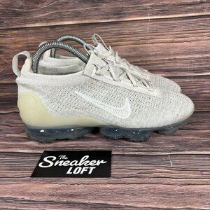 Nike Air VaporMax 2021 Flyknit Metallic Silver White Athletic Women's Shoes 7